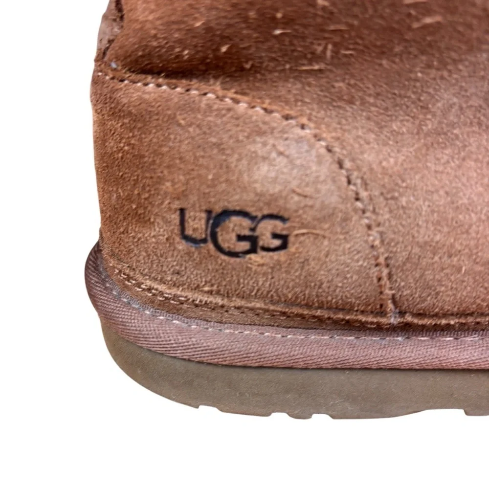 UGG Neumel Suede Lace-Up Chukka Boots – Sz 9 (Very Good Condition)